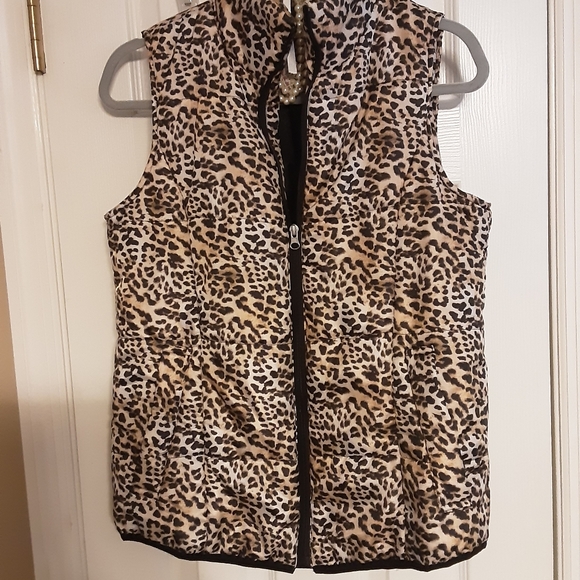 New Direction Leopard Vest  N.W.O.T - Picture 2 of 4